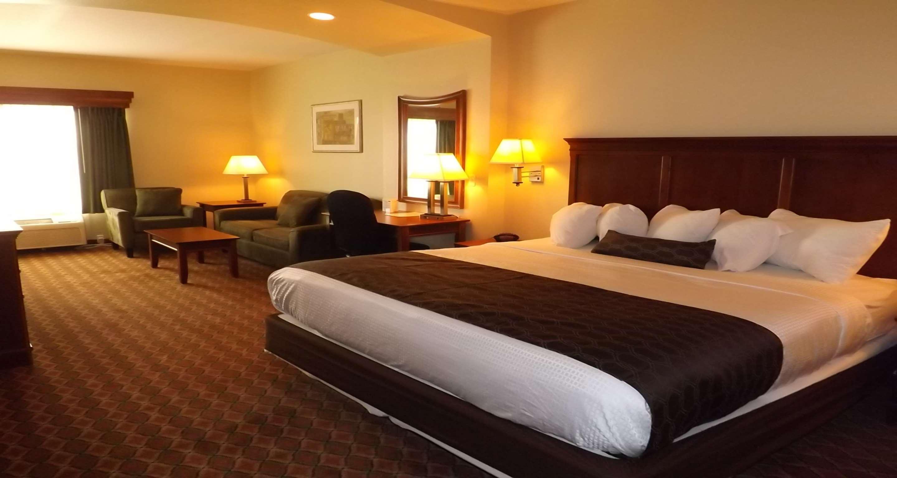 Best Western Plus MidAmerica Hotel Mascoutah Esterno foto