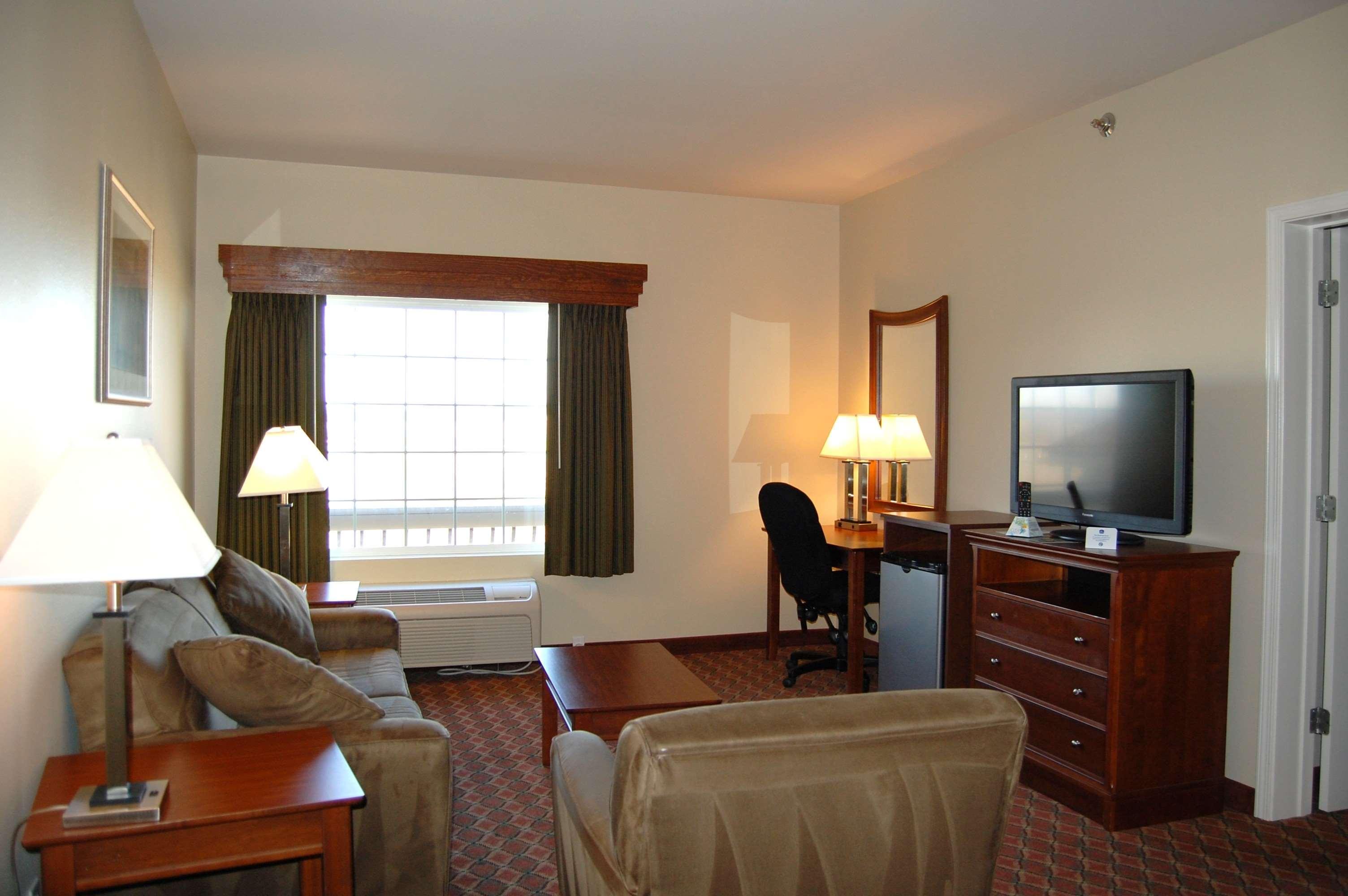 Best Western Plus MidAmerica Hotel Mascoutah Esterno foto