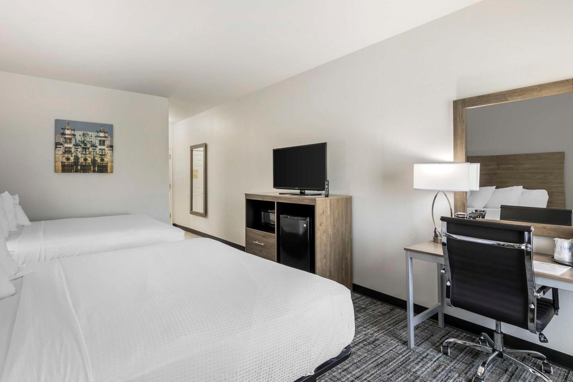 Best Western Plus MidAmerica Hotel Mascoutah Esterno foto