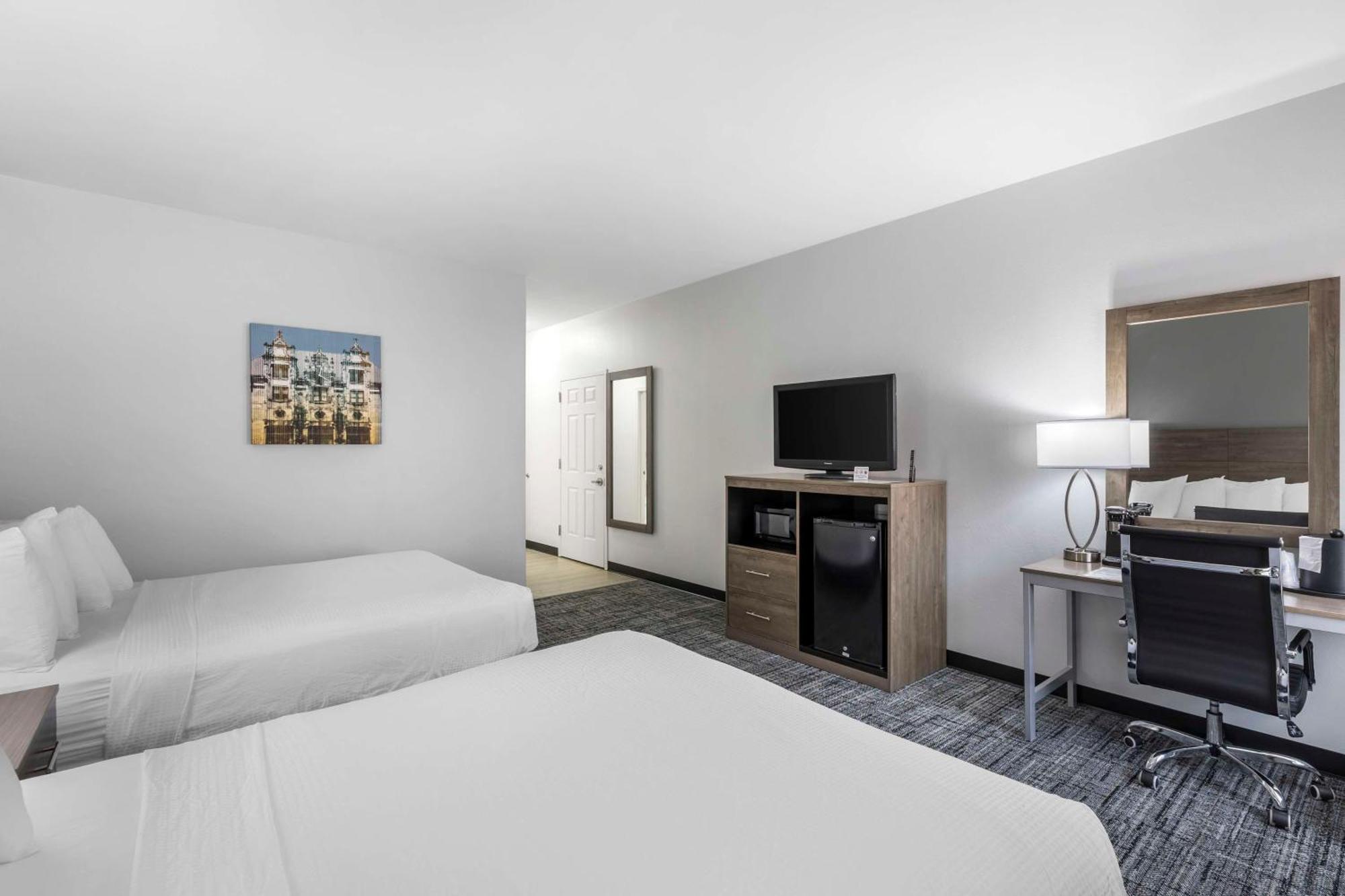Best Western Plus MidAmerica Hotel Mascoutah Esterno foto