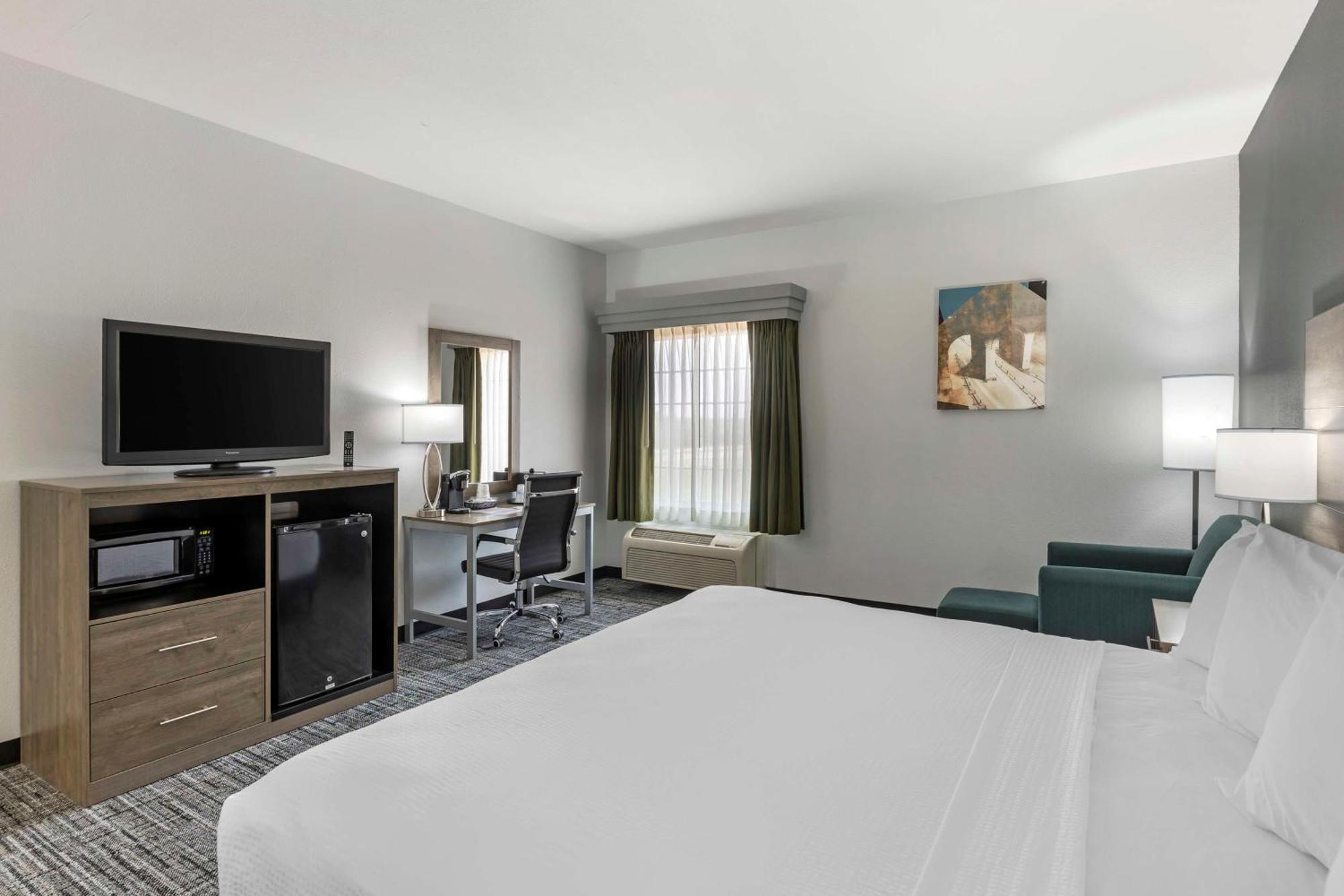 Best Western Plus MidAmerica Hotel Mascoutah Esterno foto