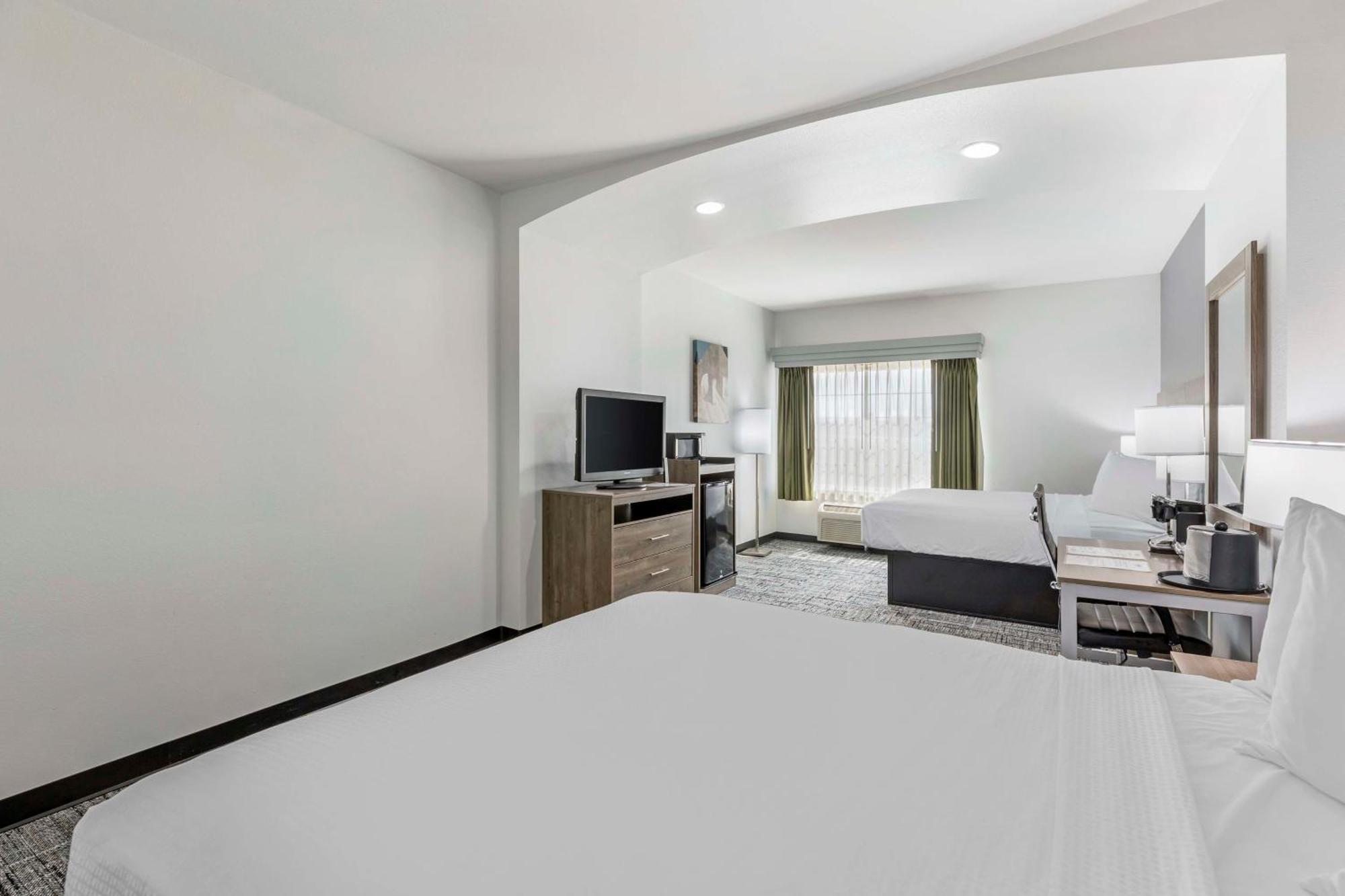 Best Western Plus MidAmerica Hotel Mascoutah Esterno foto